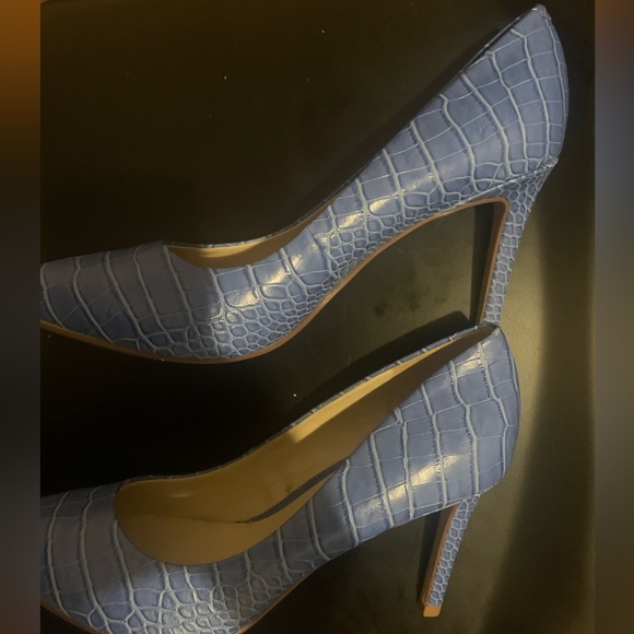 NWOB NINE WEST PUMPS - Picture 2 of 9